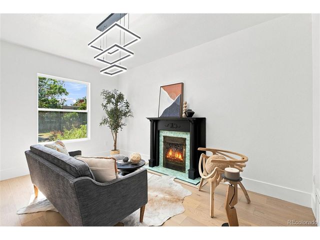 2931 N Marion St, Denver, CO 80205