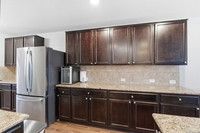 2811 DAVIS TRCE, San Antonio, TX 78245