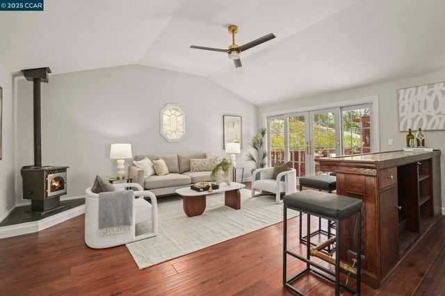 6324 Bonita Ct, Richmond, CA 94806
