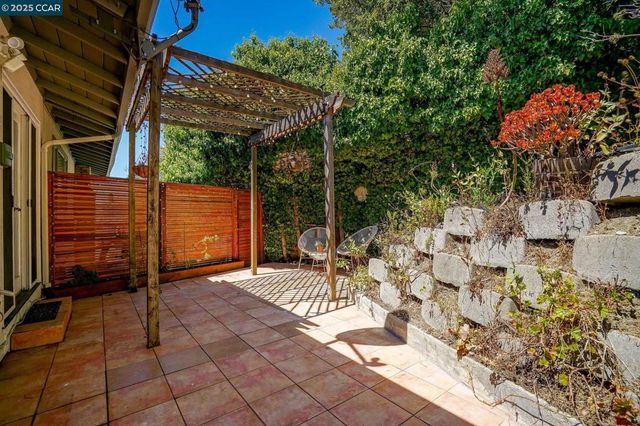 6324 Bonita Ct, Richmond, CA 94806
