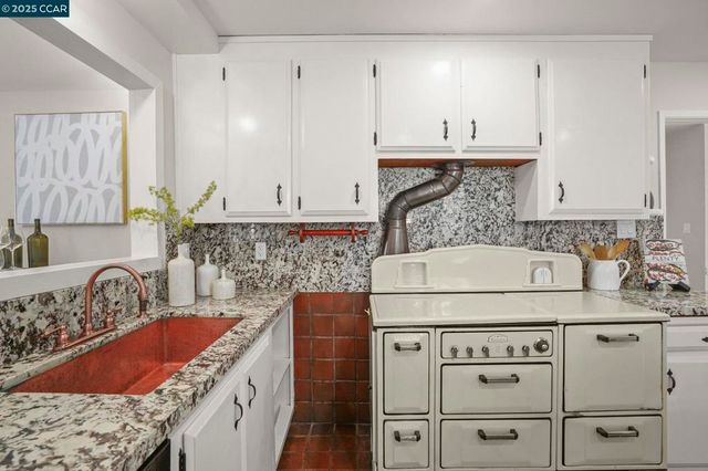6324 Bonita Ct, Richmond, CA 94806