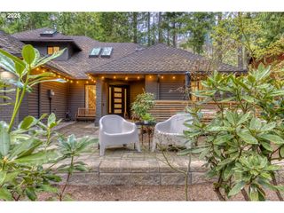 65225 E SANDY RIVER Ln, Rhododendron, OR 97049