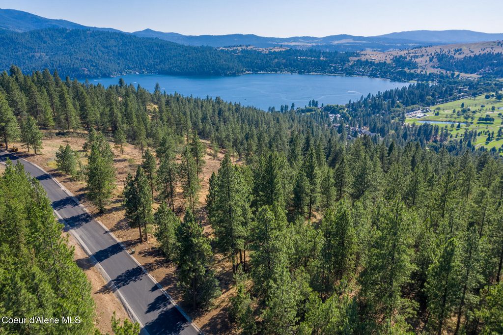 103 N West Starr Lane, Liberty Lake, WA 99019