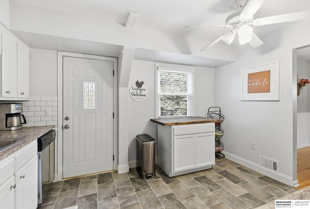 3217 Cornhusker Drive, Omaha, NE 68124