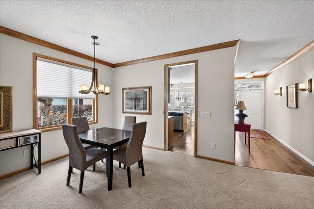 5265 141st Street N, Hugo, MN 55038