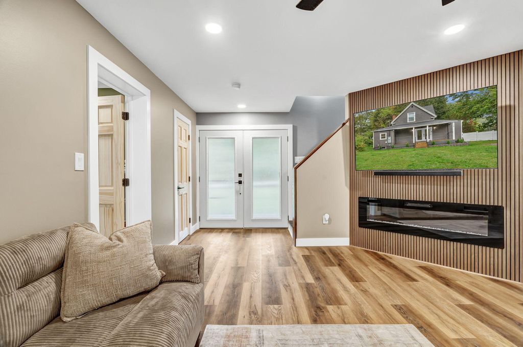 38 Rose Terrace, Auburn, ME 04210 — photo 4