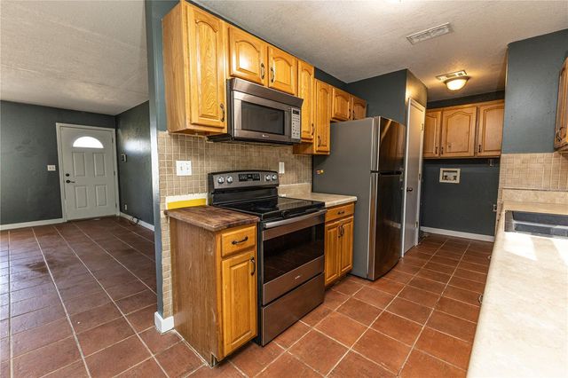 16649 SE 23RD AVENUE, Summerfield, FL 34491