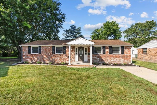 2200 McSweeney CIR, Hampton, VA 23663