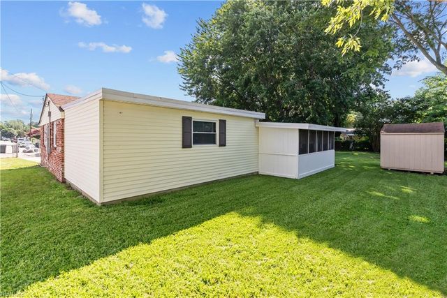 2200 McSweeney CIR, Hampton, VA 23663