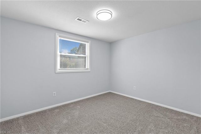 2200 McSweeney CIR, Hampton, VA 23663
