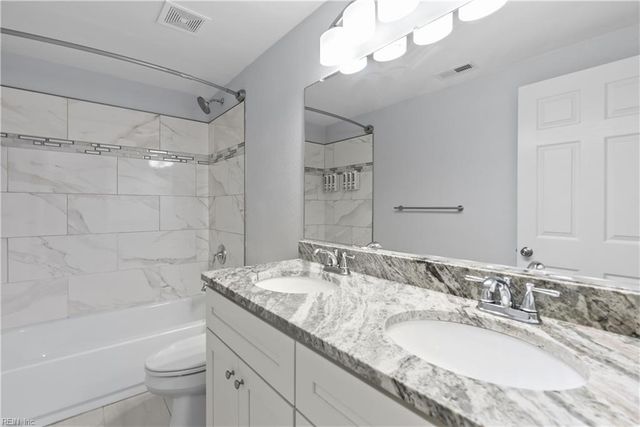 2200 McSweeney CIR, Hampton, VA 23663