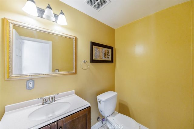 10530 Newville Avenue, Downey, CA 90241