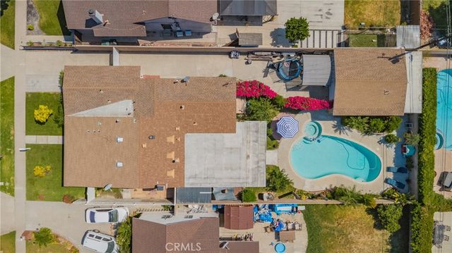 10530 Newville Avenue, Downey, CA 90241