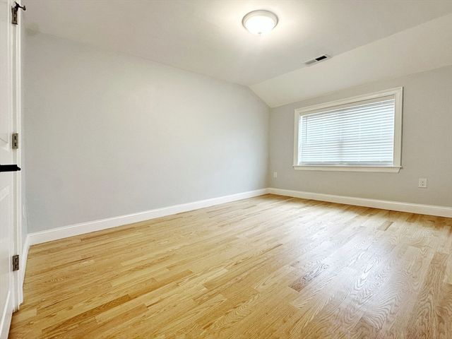 28 Arnold St 28, Quincy, MA 02169