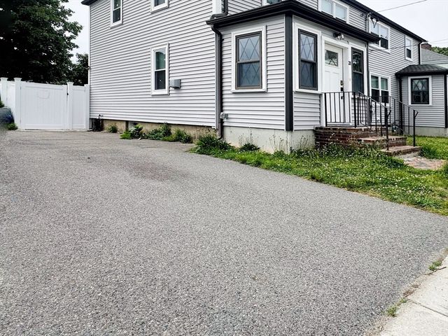 28 Arnold St 28, Quincy, MA 02169
