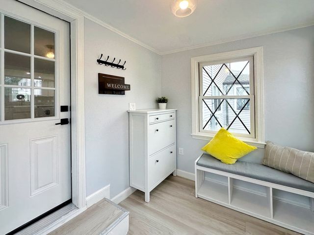 28 Arnold St 28, Quincy, MA 02169