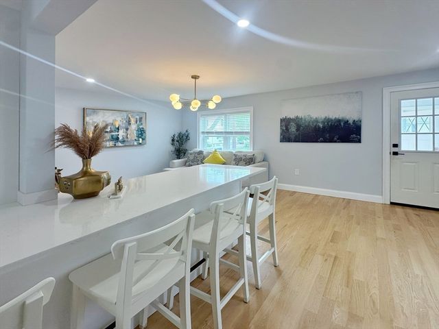 28 Arnold St 28, Quincy, MA 02169