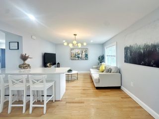 28 Arnold St 28, Quincy, MA 02169