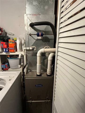 583 Mcclellandtown Rd, Uniontown, PA 15401