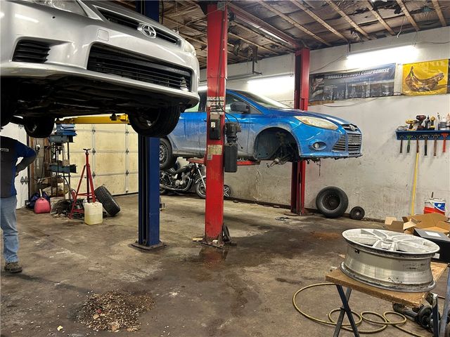 583 Mcclellandtown Rd, Uniontown, PA 15401