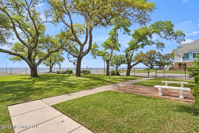 1100 E Beach Boulevard, Long Beach, MS 39560