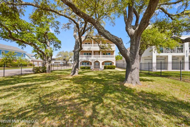 1100 E Beach Boulevard, Long Beach, MS 39560