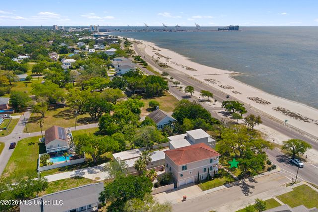 1100 E Beach Boulevard, Long Beach, MS 39560