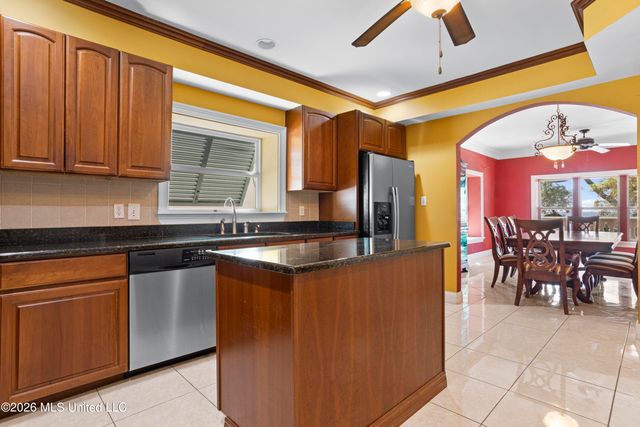 1100 E Beach Boulevard, Long Beach, MS 39560