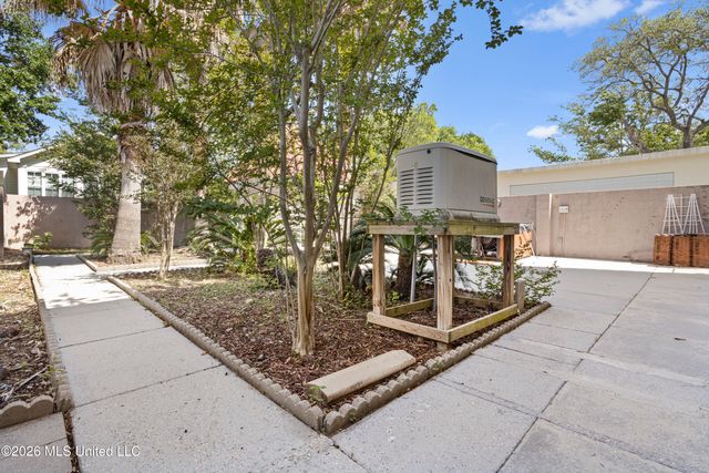 1100 E Beach Boulevard, Long Beach, MS 39560