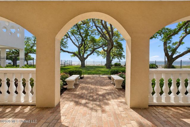 1100 E Beach Boulevard, Long Beach, MS 39560