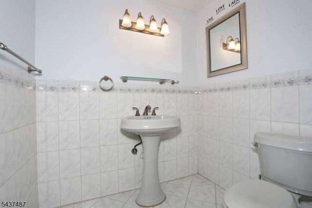 96 Wilson Ave, Wayne Twp., NJ 07470