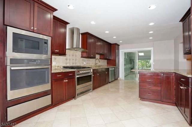 96 Wilson Ave, Wayne Twp., NJ 07470