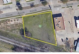 1010 E Broad Street, Mansfield, TX 76063
