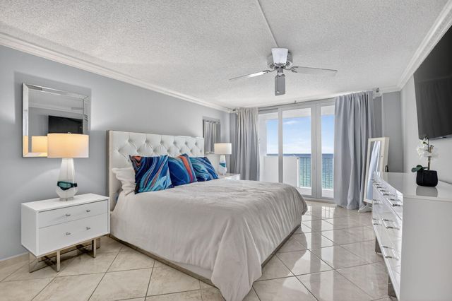 3000 S Ocean Boulevard 1004, Boca Raton, FL 33432