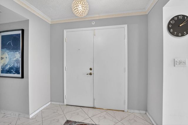 3000 S Ocean Boulevard 1004, Boca Raton, FL 33432