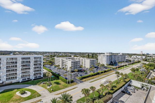 3000 S Ocean Boulevard 1004, Boca Raton, FL 33432