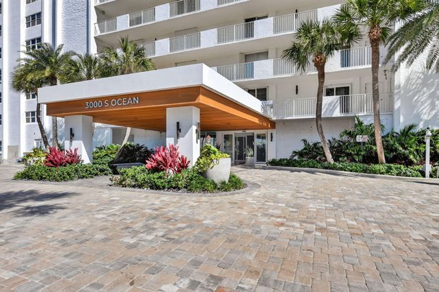 3000 S Ocean Boulevard 1004, Boca Raton, FL 33432