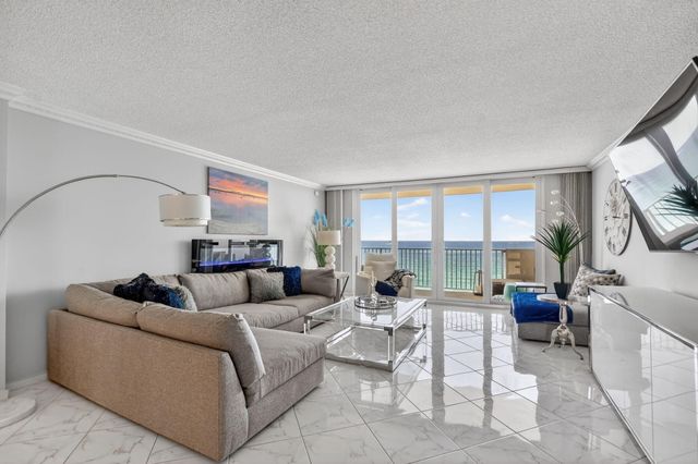 3000 S Ocean Boulevard 1004, Boca Raton, FL 33432