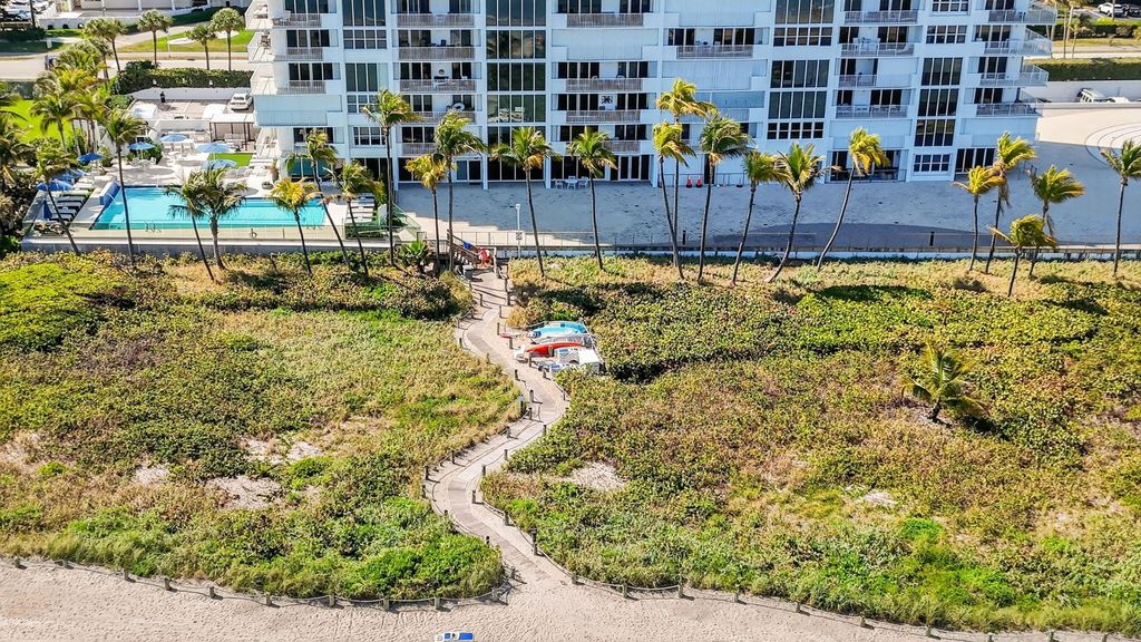 3000 S Ocean Boulevard 1004, Boca Raton, FL 33432
