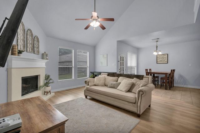 7310 Durango Creek Drive, Magnolia, TX 77354