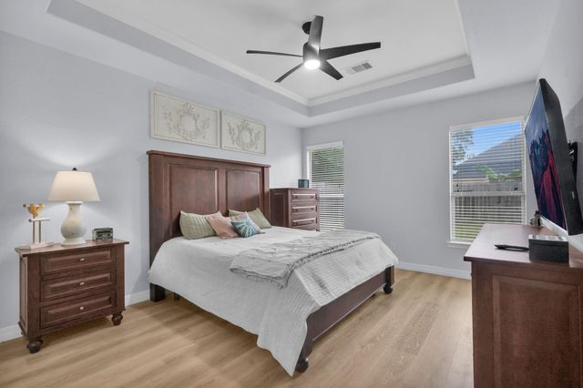 7310 Durango Creek Drive, Magnolia, TX 77354