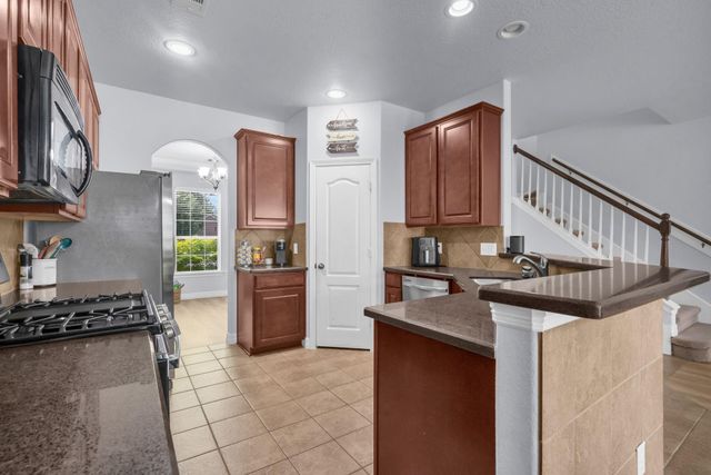 7310 Durango Creek Drive, Magnolia, TX 77354