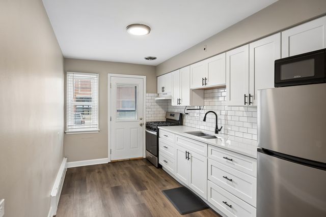 1211 Homestead Road C, La Grange Park, IL 60526