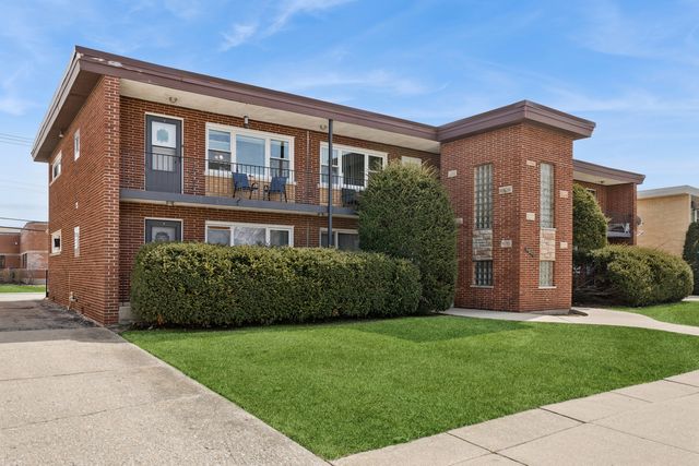 1211 Homestead Road C, La Grange Park, IL 60526