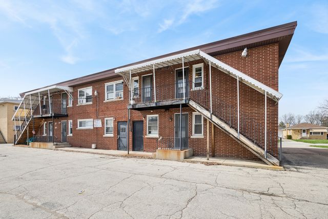 1211 Homestead Road C, La Grange Park, IL 60526