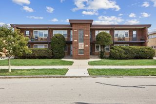 1211 Homestead Road C, La Grange Park, IL 60526