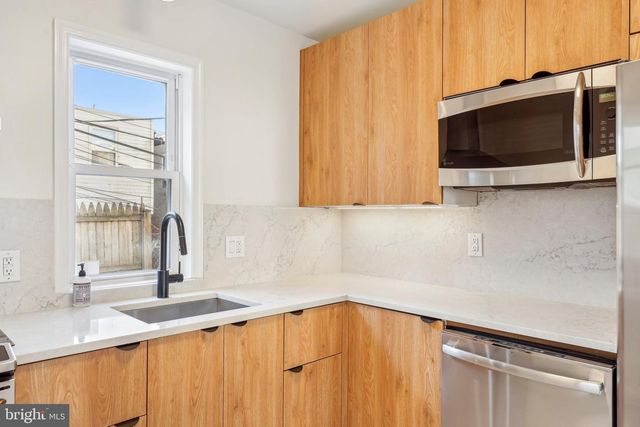 3008 W HARPER ST, Philadelphia, PA 19130