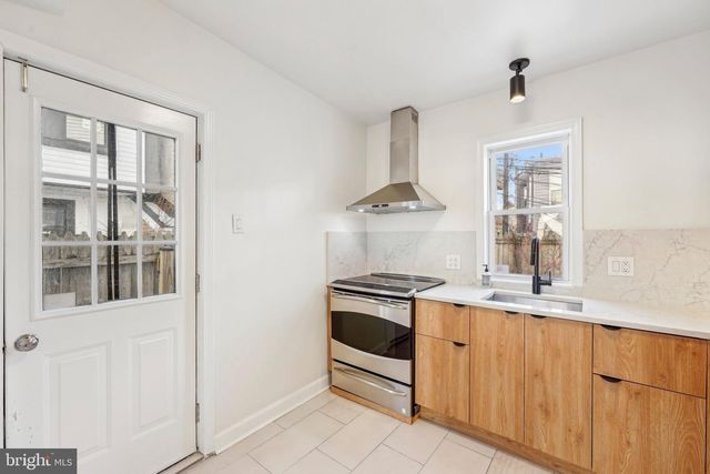 3008 W HARPER ST, Philadelphia, PA 19130