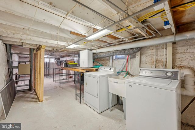 3008 W HARPER ST, Philadelphia, PA 19130