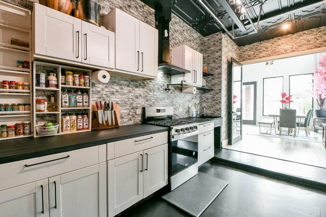 10715 Starlight Valley Lane, Richmond, TX 77406